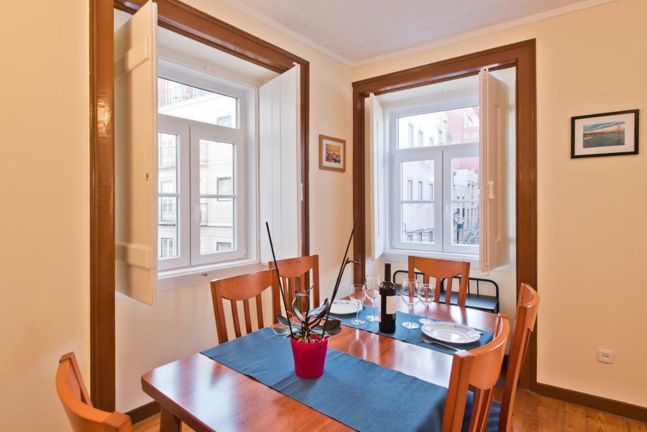 Old Town' Sunny&Quality Apartment Lisbon Bagian luar foto
