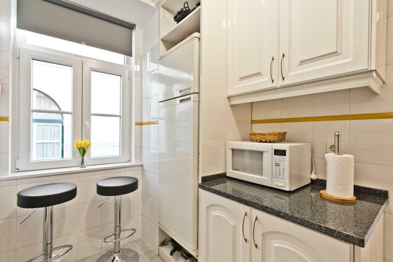 Old Town' Sunny&Quality Apartment Lisbon Bagian luar foto