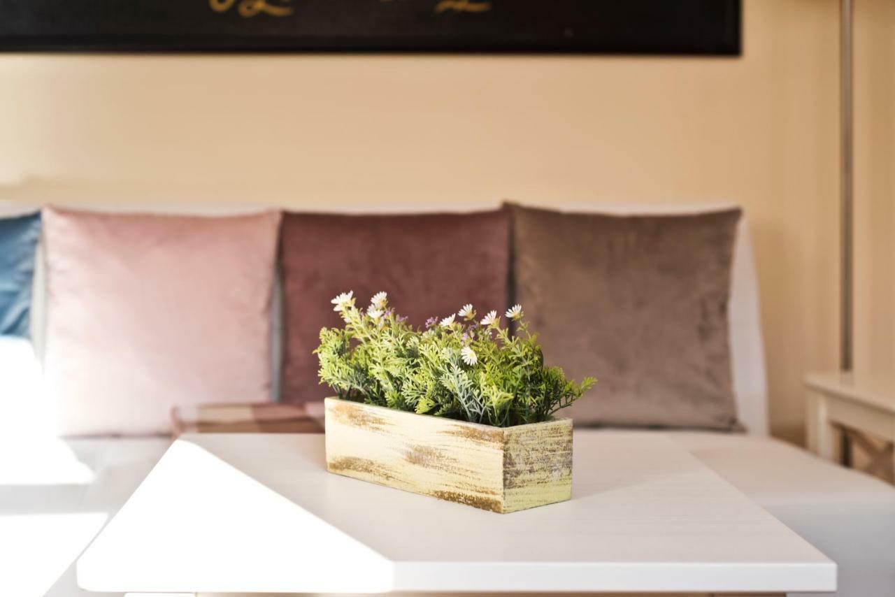 Old Town' Sunny&Quality Apartment Lisbon Bagian luar foto