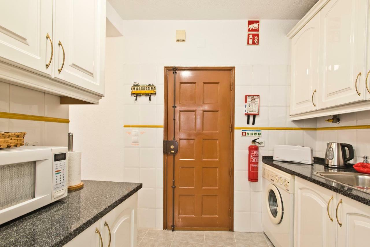 Old Town' Sunny&Quality Apartment Lisbon Bagian luar foto